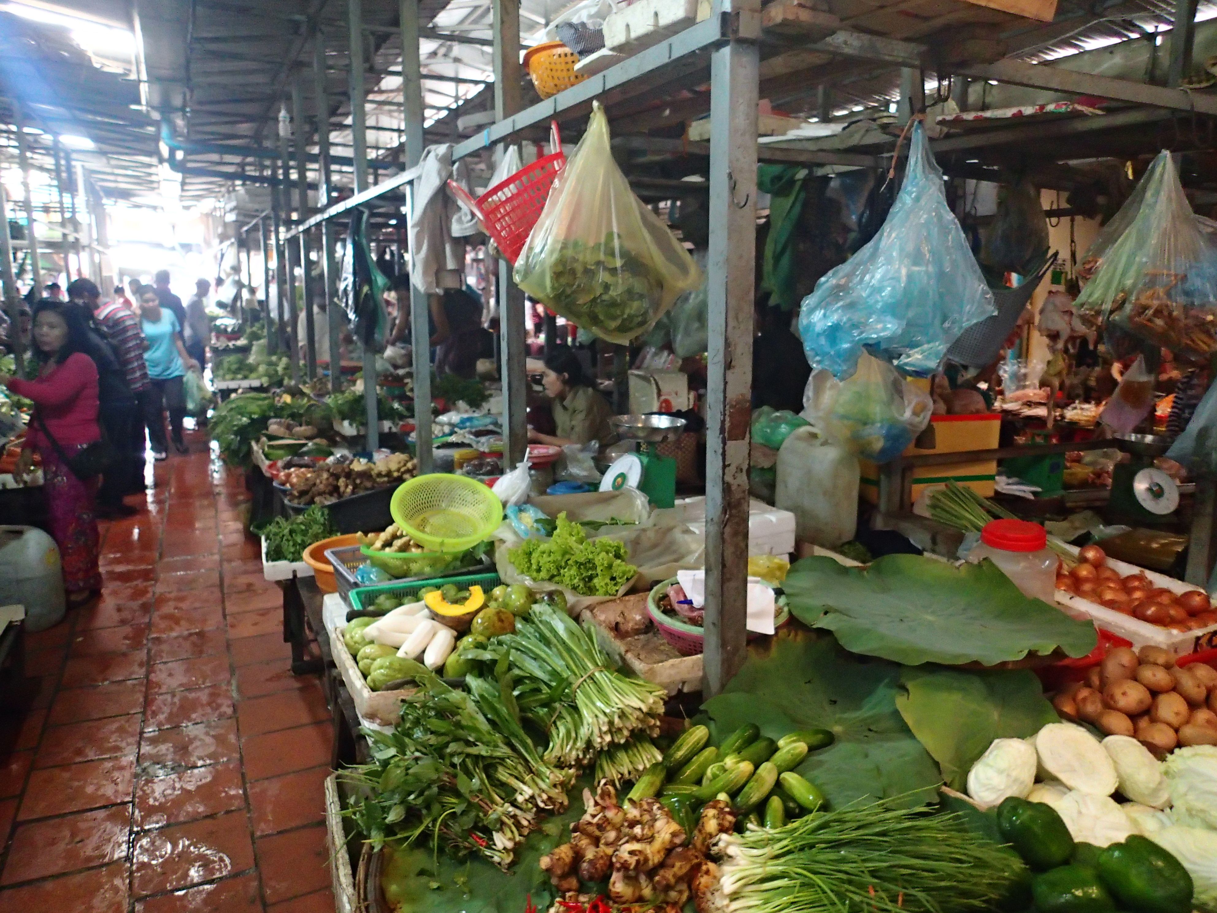 Morning Market in Phnom Pehn